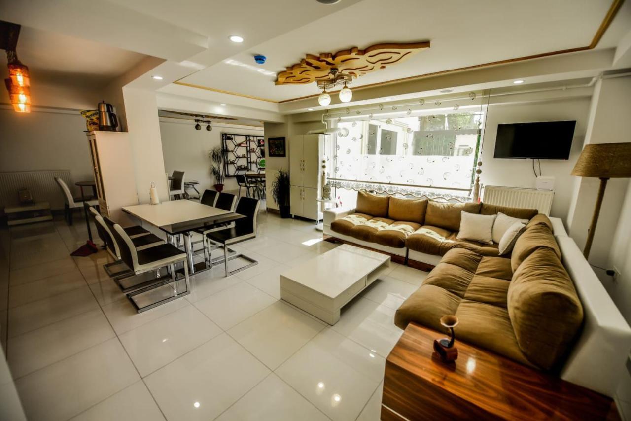 Rosa Therapy Butik Otel อุปไปร์ตา ภายนอก รูปภาพ
