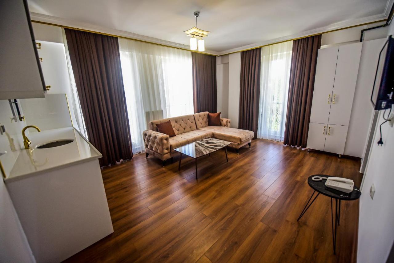 Rosa Therapy Butik Otel อุปไปร์ตา ภายนอก รูปภาพ